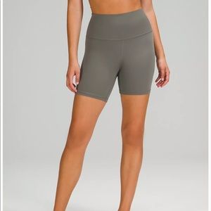 Lululemon Biker Shorts 6 inch